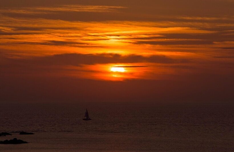 فندق Best Western Okinawa Kouki Beach