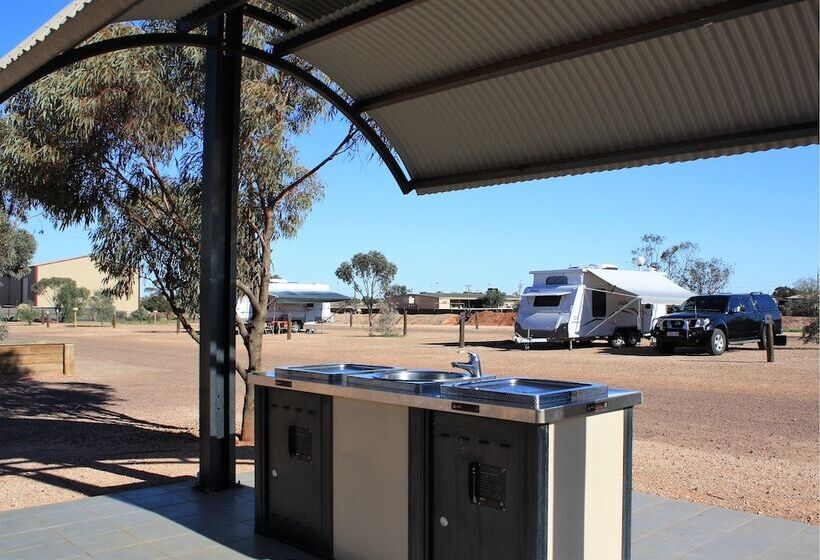 هتل Big4 Stuart Range Outback Resort