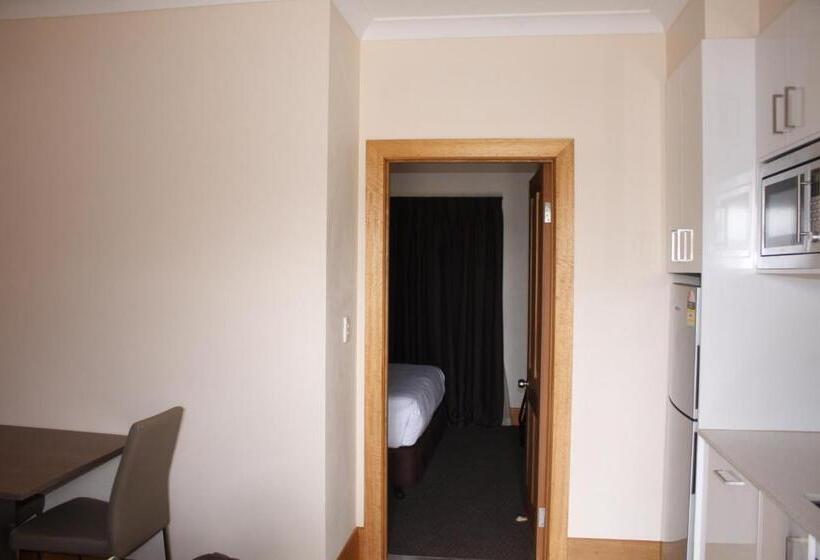 هتل Big4 Stuart Range Outback Resort