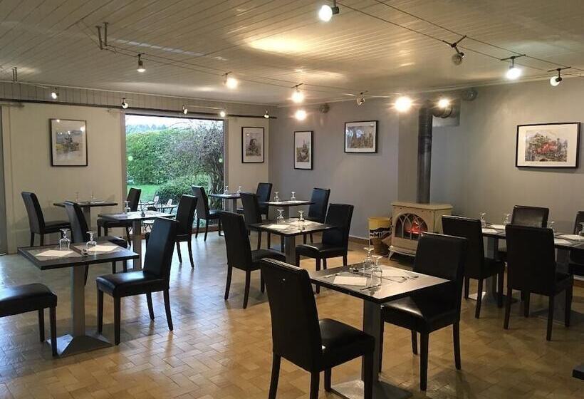 בית מלון כפרי Camping De La Croix D'arles