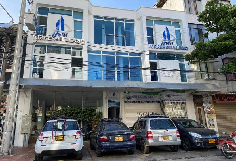 هتل Torres Del Llano