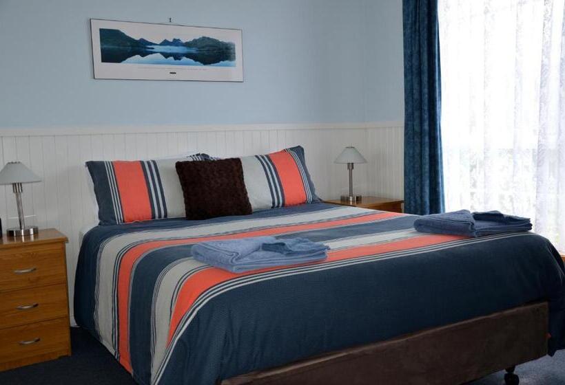 בית מלון כפרי Castaway Holiday Apartments