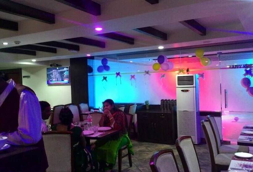 בית מלון כפרי Grand Clarks Inn