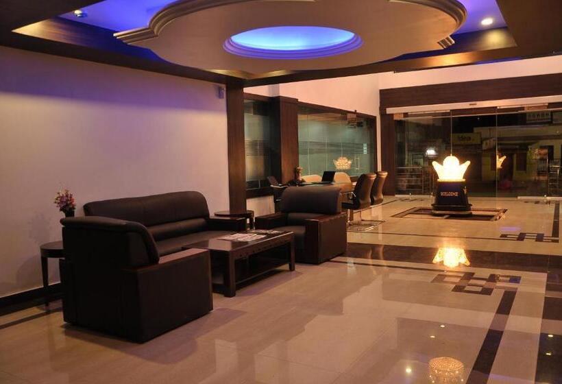 בית מלון כפרי Grand Clarks Inn