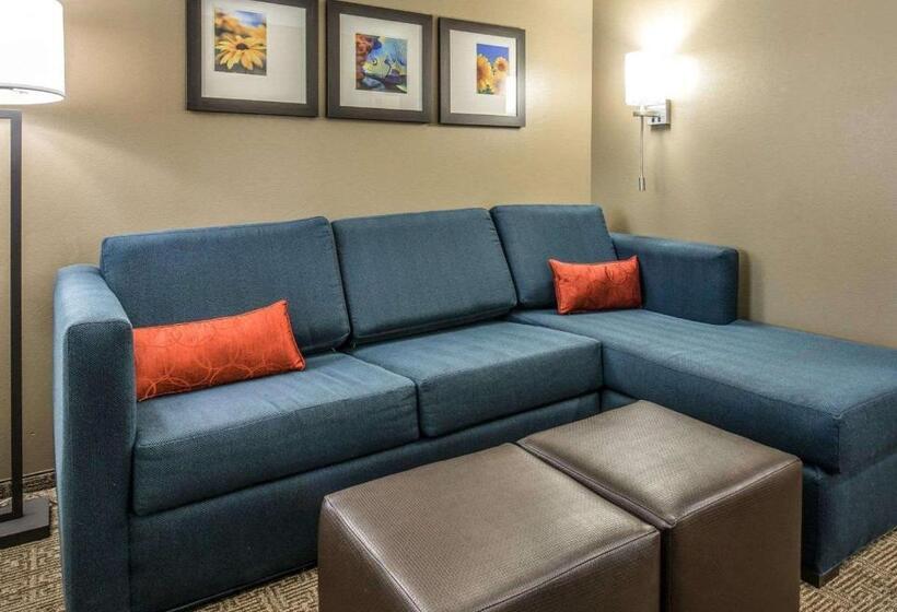 فندق Comfort Suites Dunnellon Near Rainbow Springs