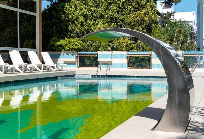 فندق Continental B&b City