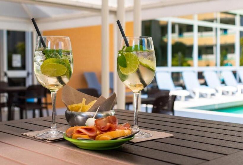 فندق Continental B&b City