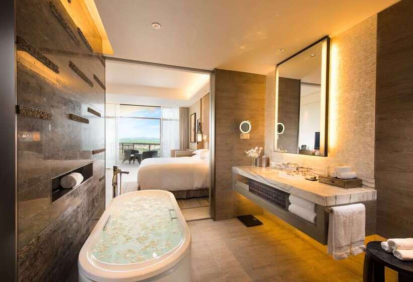 Отель Doubletree Resort By Hilton Hainan Chengmai