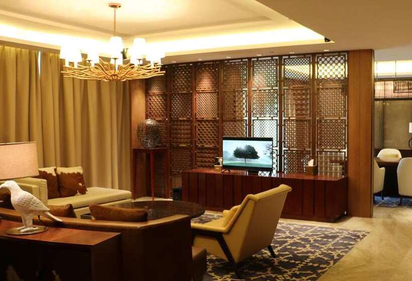 Отель Doubletree Resort By Hilton Hainan Chengmai