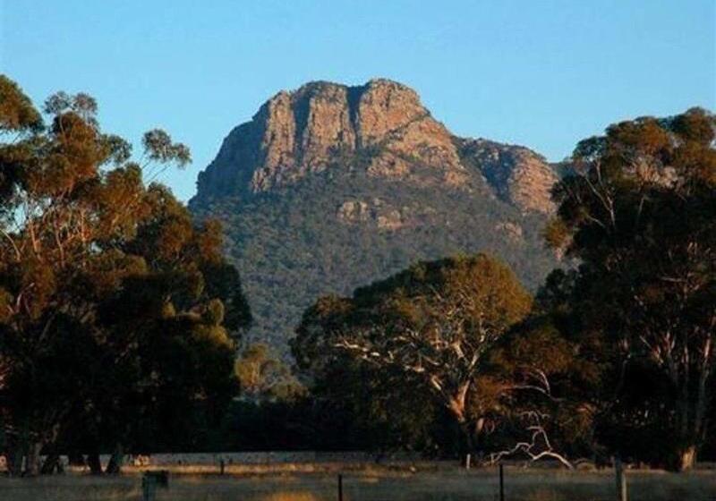 Отель Grampians View B&b