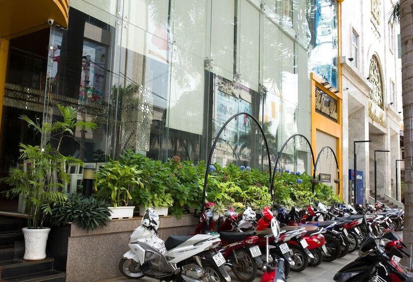 Hai Ba Trung Hotel & Spa