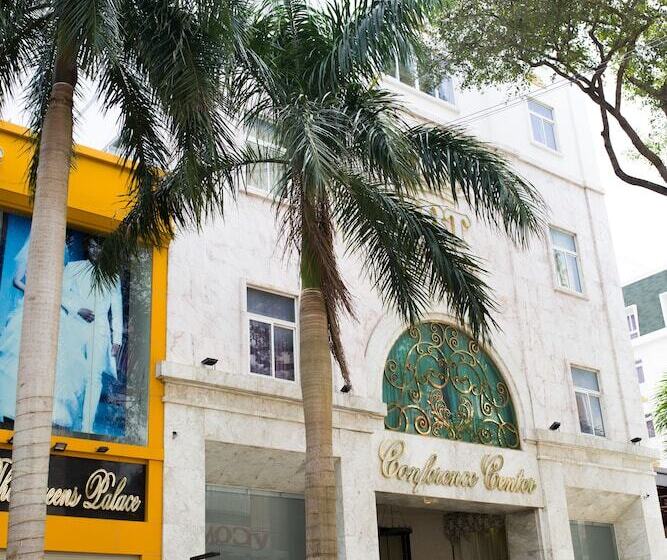 Hai Ba Trung Hotel & Spa