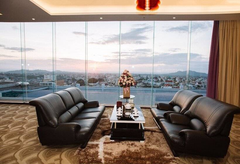 Hai Ba Trung Hotel & Spa