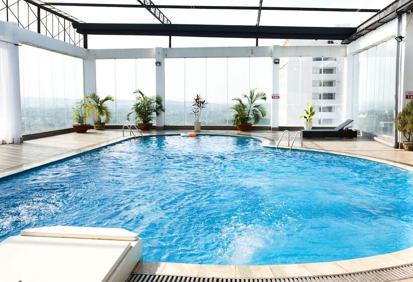 Hai Ba Trung Hotel & Spa