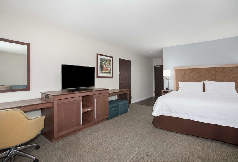 ホテル Hampton Inn Lincoln Airport