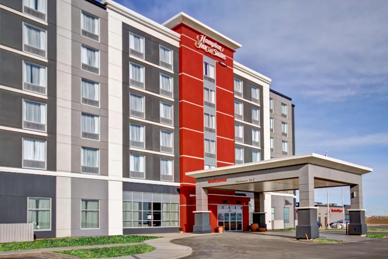 בית מלון כפרי Hampton Inn & Suites By Hilton Medicine Hat