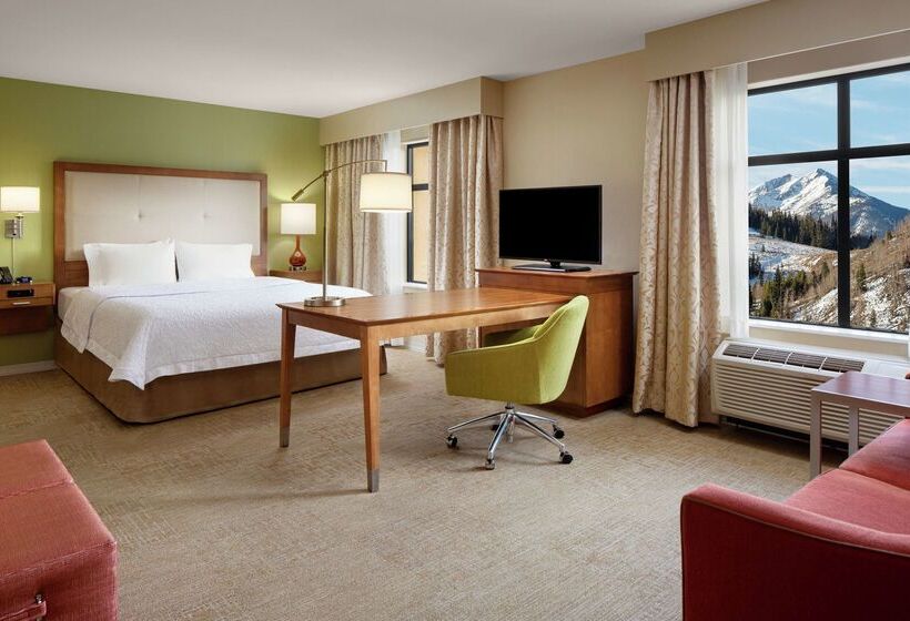 Отель Hampton Inn & Suites Silverthorne