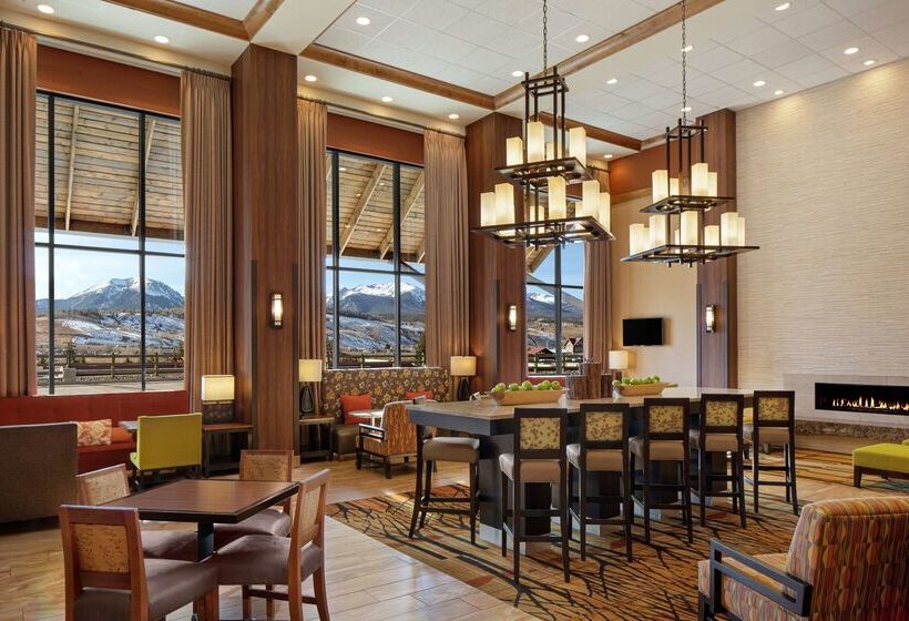 Отель Hampton Inn & Suites Silverthorne