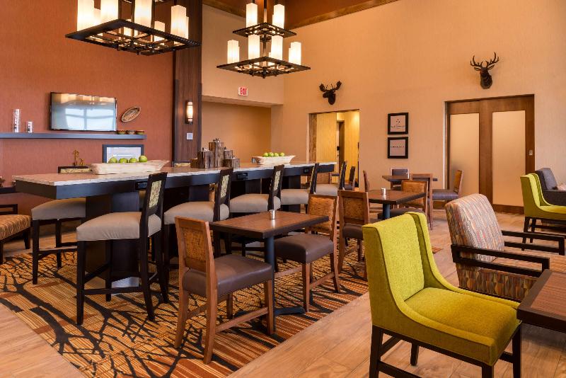 Отель Hampton Inn & Suites Silverthorne