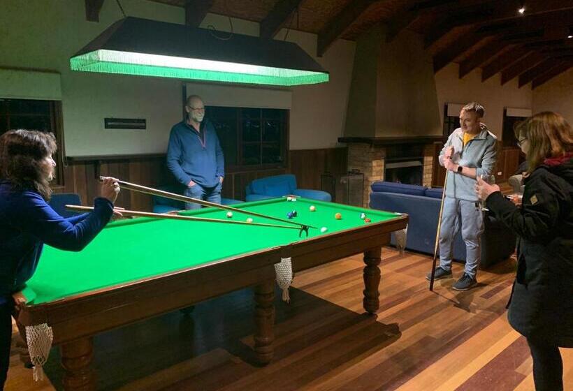 בית מלון כפרי Hidden Haven Barrington Tops