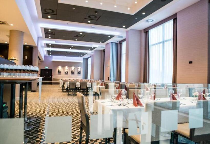 בית מלון כפרי Holiday Inn Dąbrowa Górnicza Katowice, An Ihg