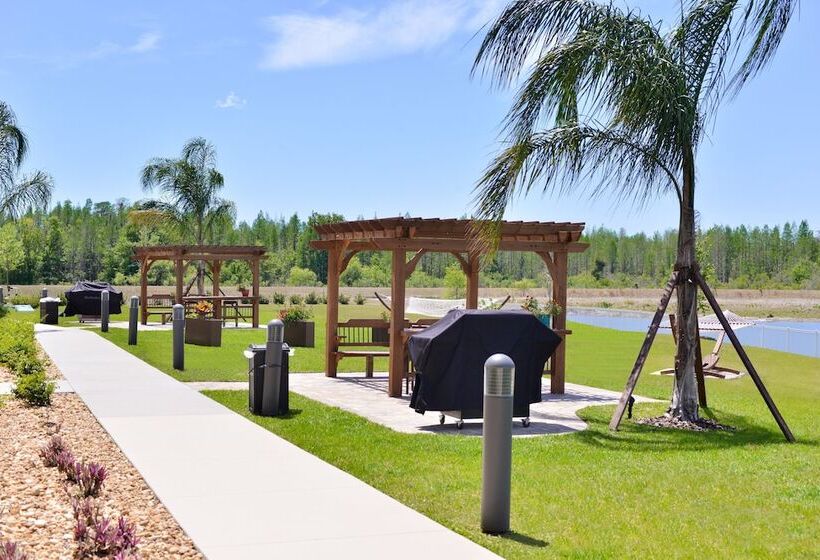 فندق Holiday Inn Express & Suites Trinity, An Ihg