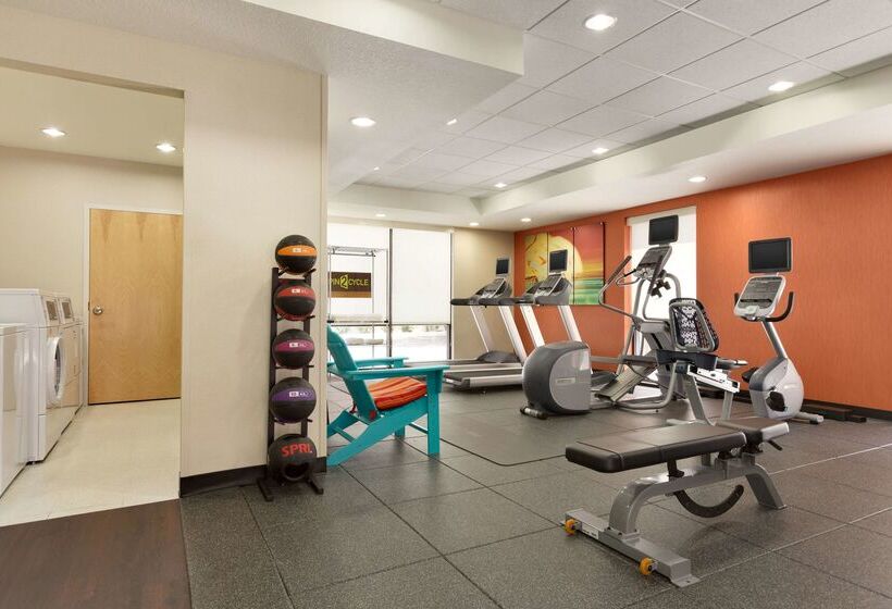 فندق Home2 Suites By Hilton Gainesville Medical Center