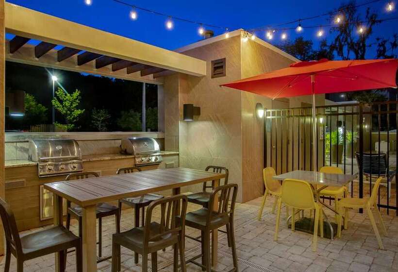 בית מלון כפרי Home2 Suites By Hilton Gainesville Medical Center