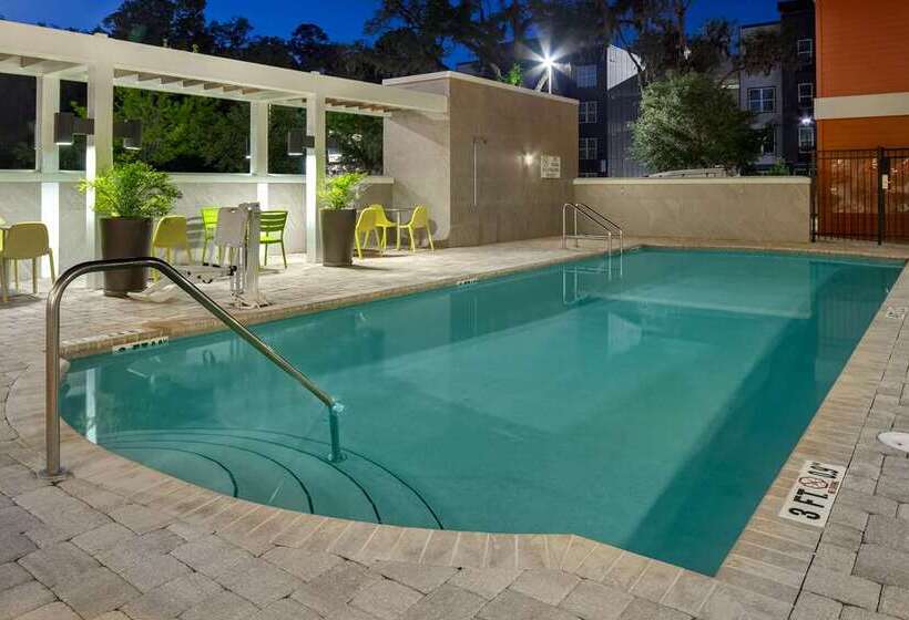 בית מלון כפרי Home2 Suites By Hilton Gainesville Medical Center