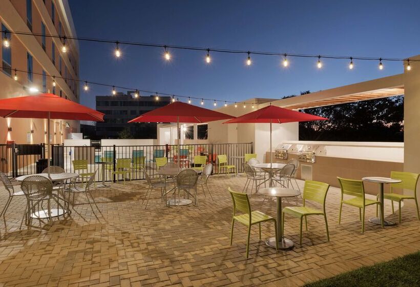 בית מלון כפרי Home2 Suites By Hilton Tallahassee State Capitol