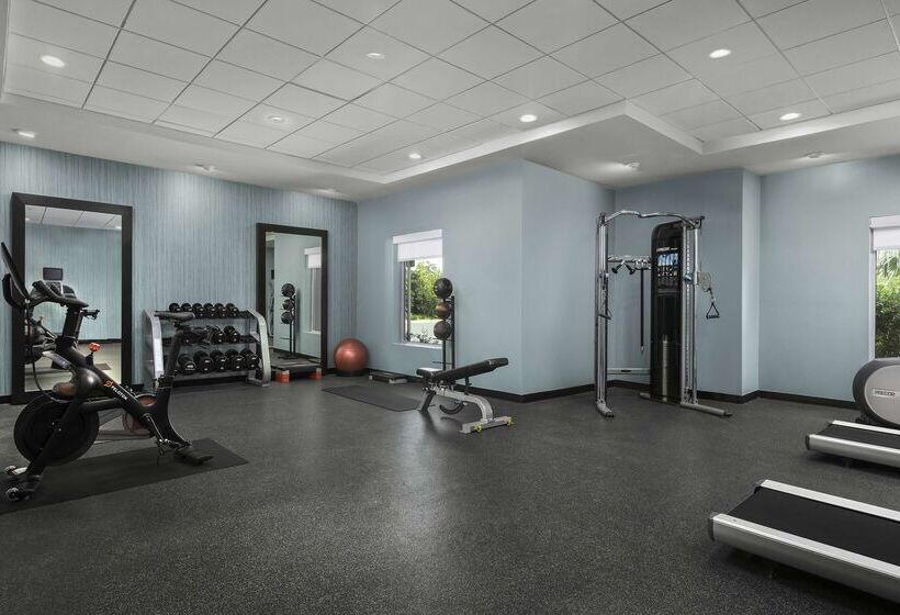 فندق Home2 Suites By Hilton Tallahassee State Capitol