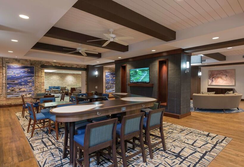 هتل Homewood Suites By Hilton Grand Rapids Downtown
