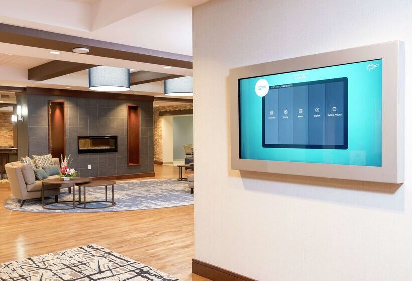 Отель Homewood Suites By Hilton Grand Rapids Downtown