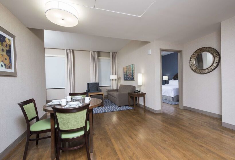 Отель Homewood Suites By Hilton Grand Rapids Downtown