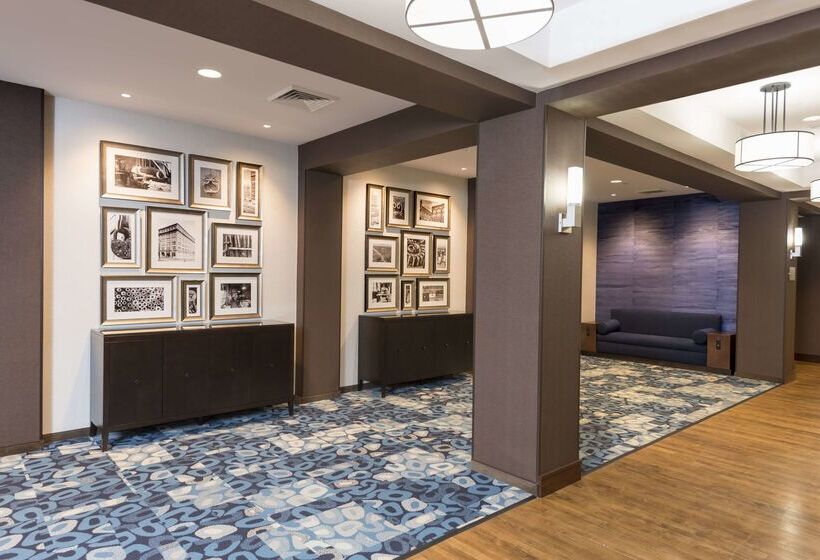 هتل Homewood Suites By Hilton Grand Rapids Downtown