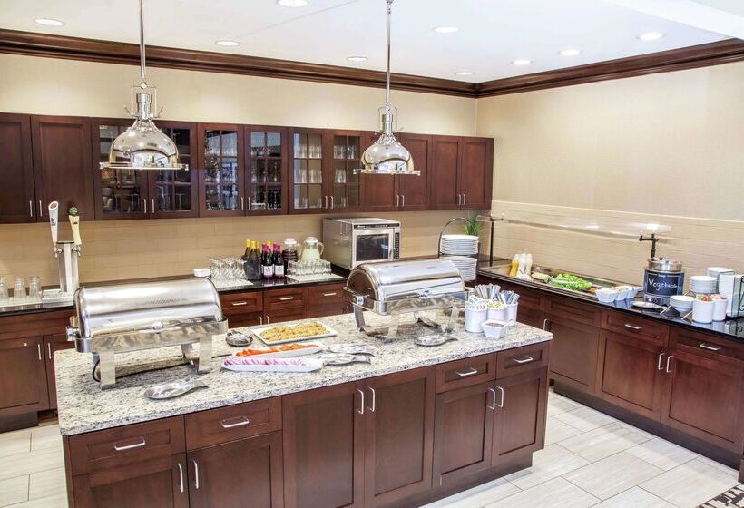 هتل Homewood Suites By Hilton Munster