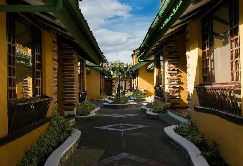 هتل Hosteria Rumipamba De Las Rosas