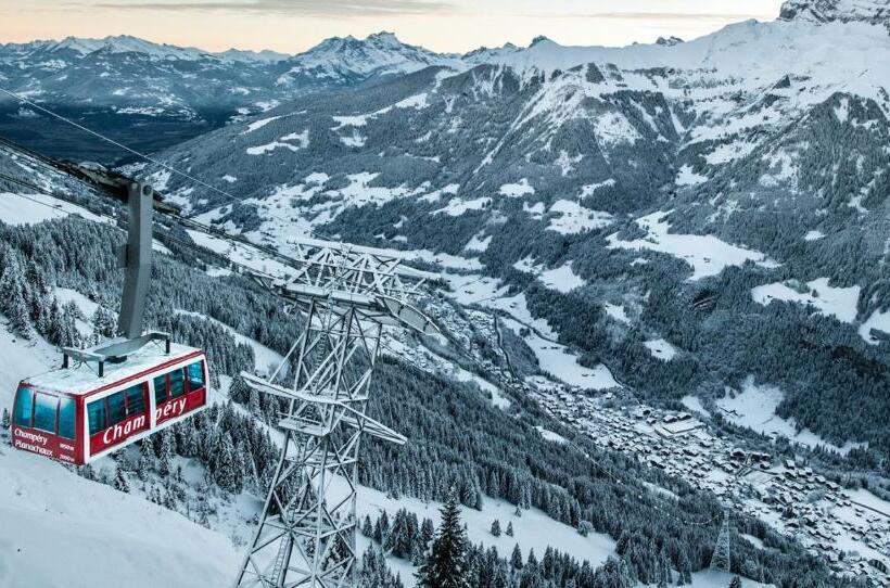 호텔 Hôtel Le White Le 42 Restaurant