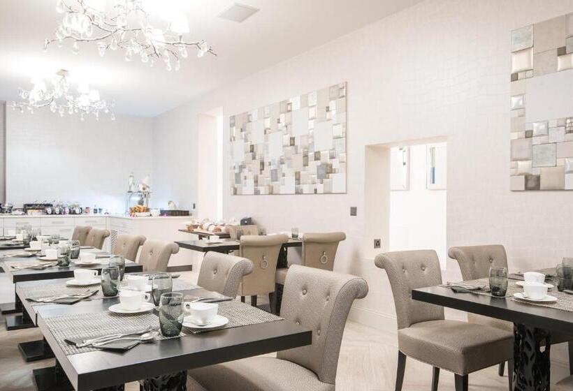 호텔 Hôtel Le White Le 42 Restaurant