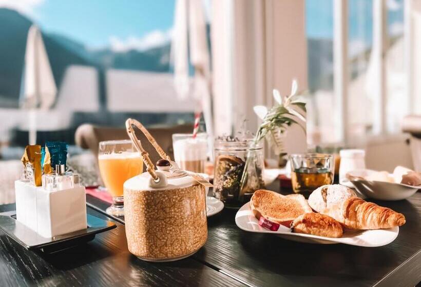 호텔 Hôtel Le White Le 42 Restaurant