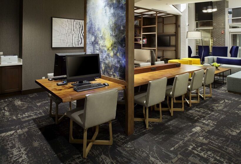 Отель Hyatt Place Cleveland/lyndhurst/legacy Village