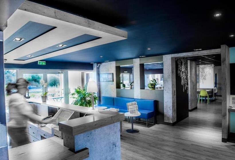 호텔 Ibis Budget Vannes