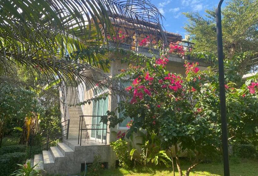 Hotel Koh Mak White Sand Beach