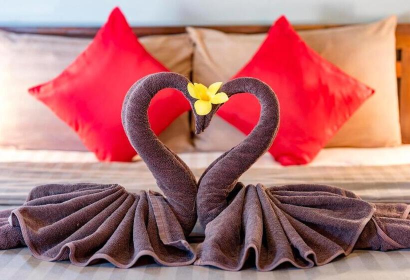 Hotel Koh Mak White Sand Beach