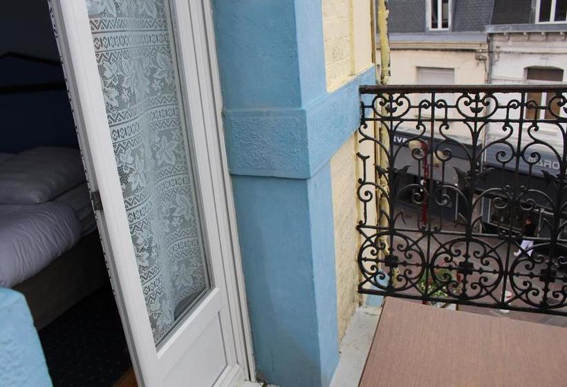 Отель Le Voltaire