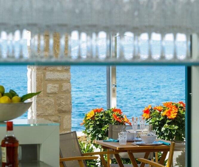 בית מלון כפרי Lemongarden  Adults Only