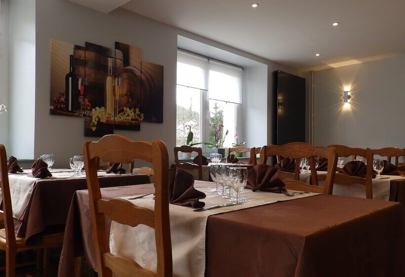 호텔 Logis Hôtel Restaurant Les Cévennes