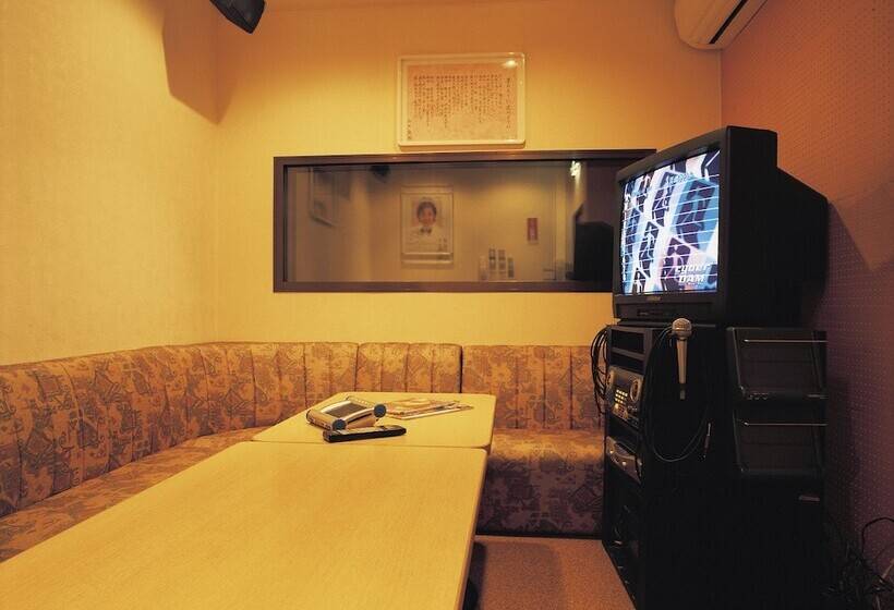 فندق Manza Onsen Nisshinkan