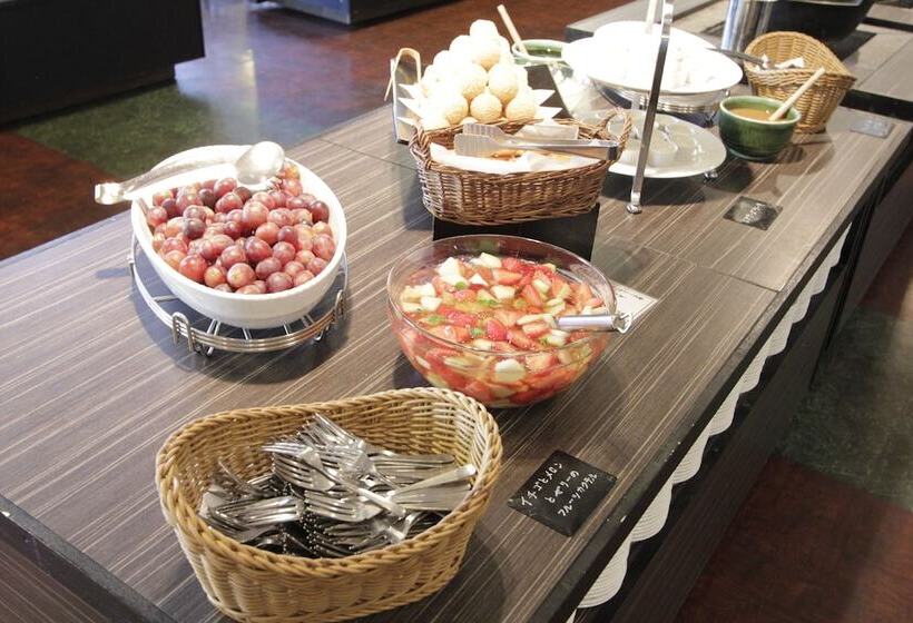 فندق Manza Onsen Nisshinkan