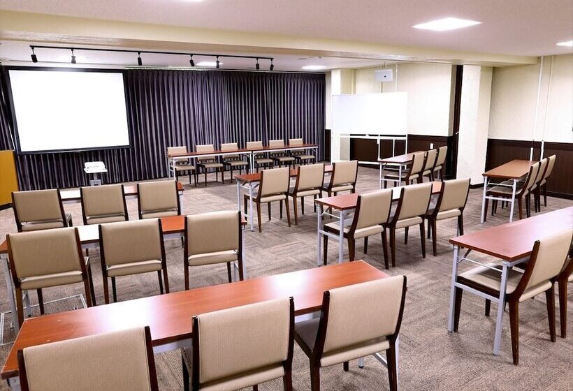 فندق Manza Onsen Nisshinkan